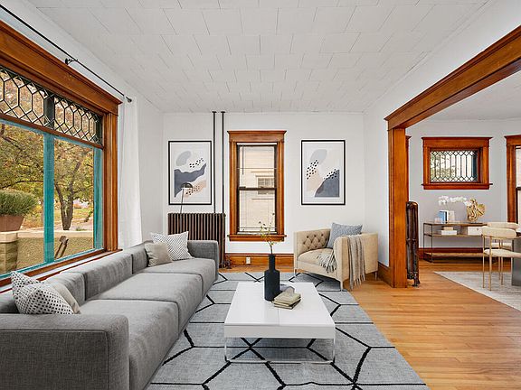 4th image of 1415 17th Ave N #1