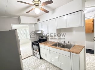 1354 Eastern Pl NE, Grand Rapids, MI 49505
