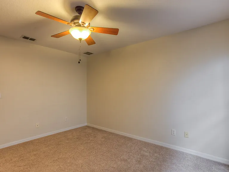 735 Windrose Dr — Photo 20