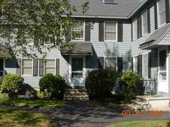 80 Northwood Dr, Portland, ME 04103