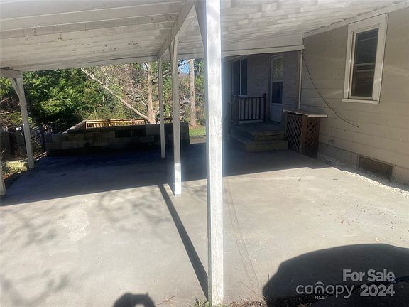 5th image of 212 Wickins Dr