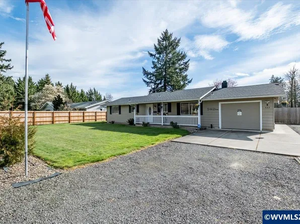 537 Hillview Dr, Lebanon, OR 97355
