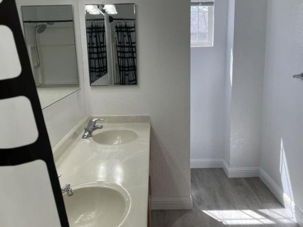 reno-nevada-66464207 picture