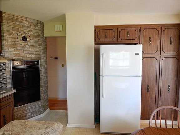 4th image of 7745 Ann Arbor Dr