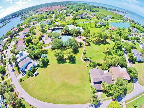 2nd image of 2036 N Pointe Alexis Dr