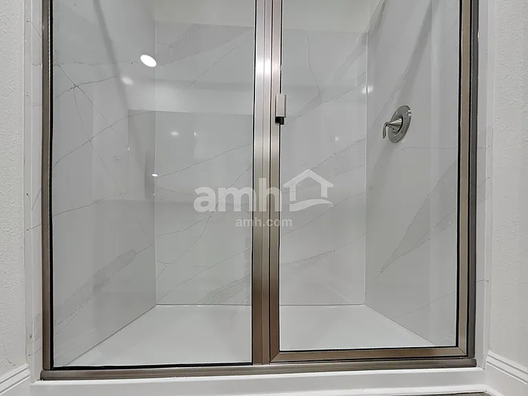 12602 Durbans Point Pl — Photo 14