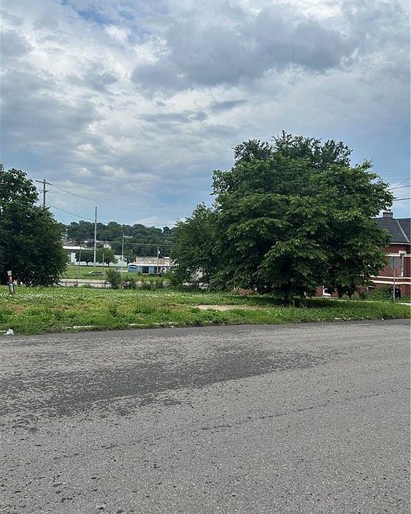 2nd image of 1403/1407 N 3rd St