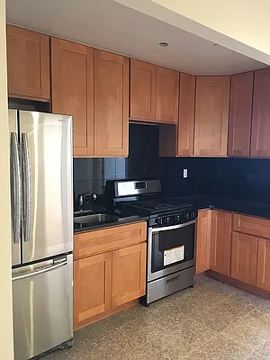 Rented by Q52 LLC | media 25