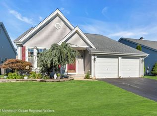 32 Aqua View Ln, Barnegat, NJ 08005