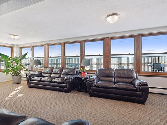 4th image of 3101 E Bde Maka Ska Pkwy #107