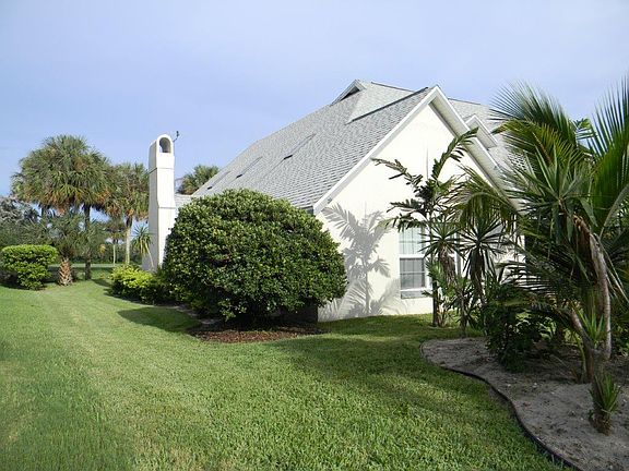 looking east from sidewalk