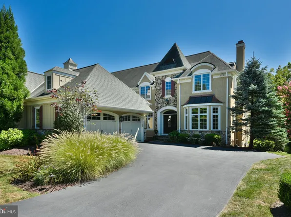 218 Valley Ridge Rd, Haverford, PA 19041