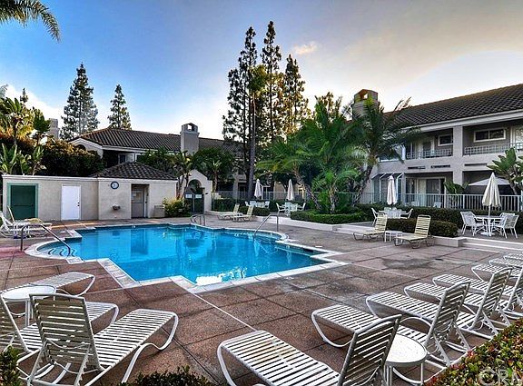 Association pool and spa