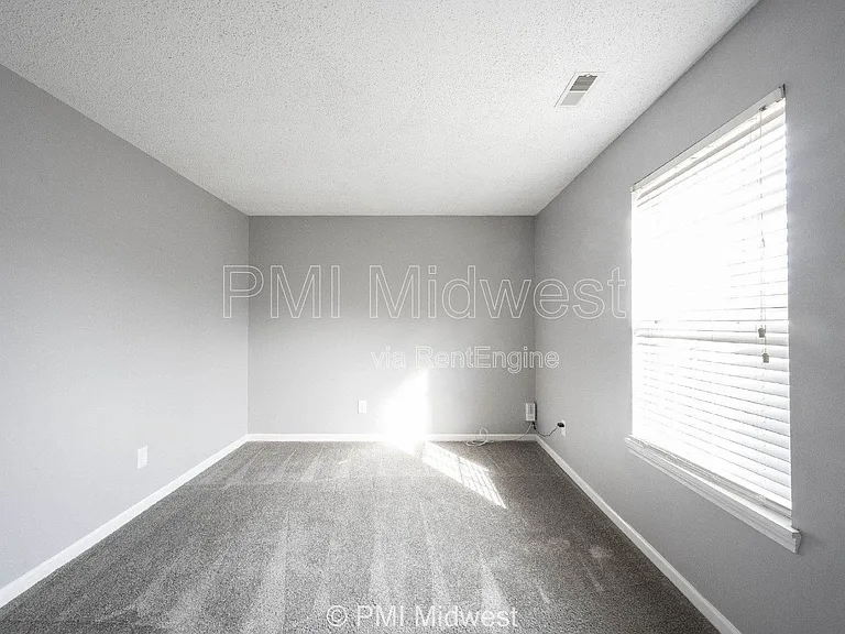 7912 Bitternut Dr — Photo 24