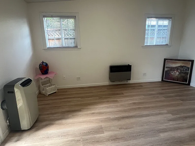 3715 Sacramento Ave — Photo 14