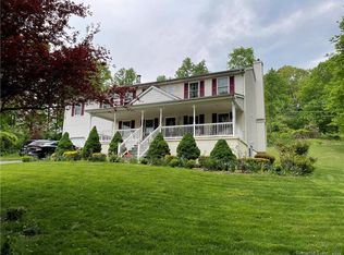 354 Edgemark Acre, Meriden, CT 06451