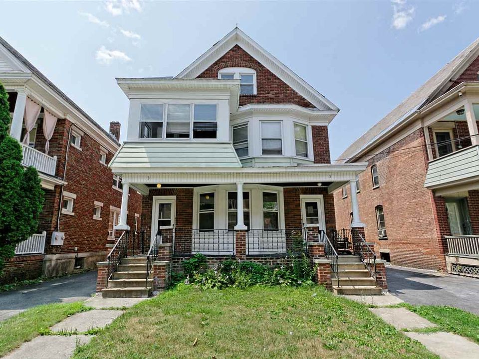 2nd image of 3 Parkwood St