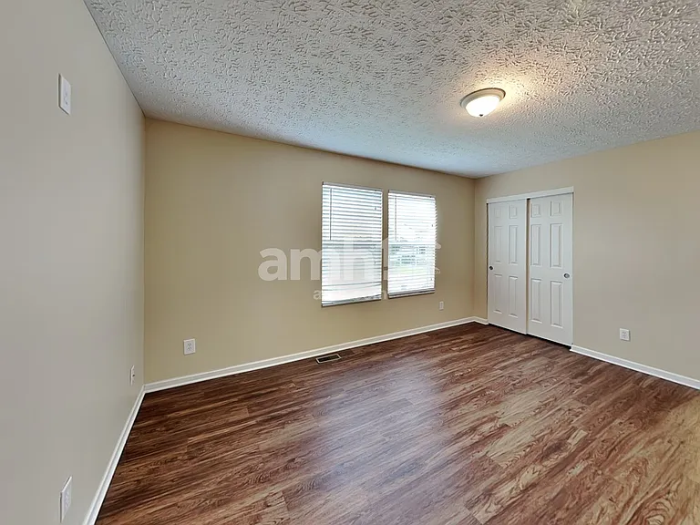 1095 Mastell Dr — Photo 16