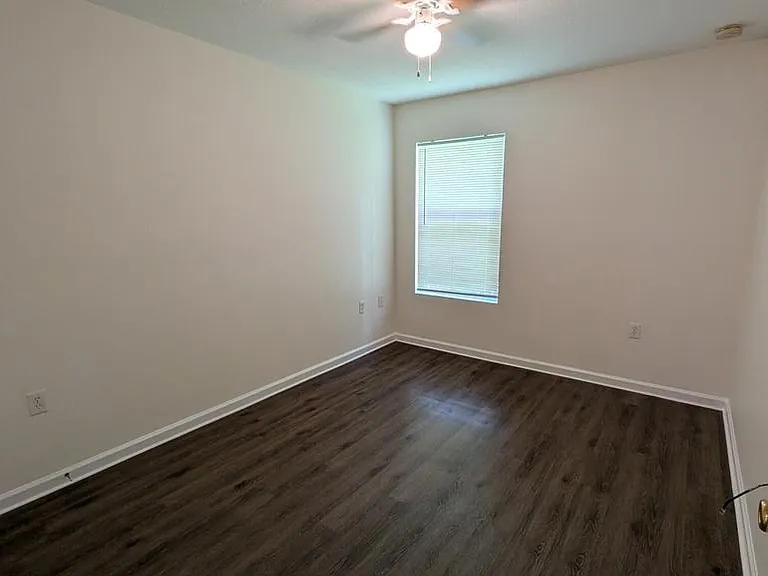 8173 Woods Ave — Photo 5