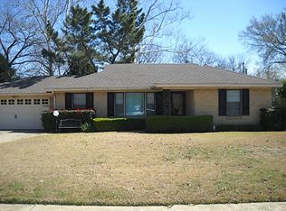 1912 Melody Ln, Garland, TX 75042