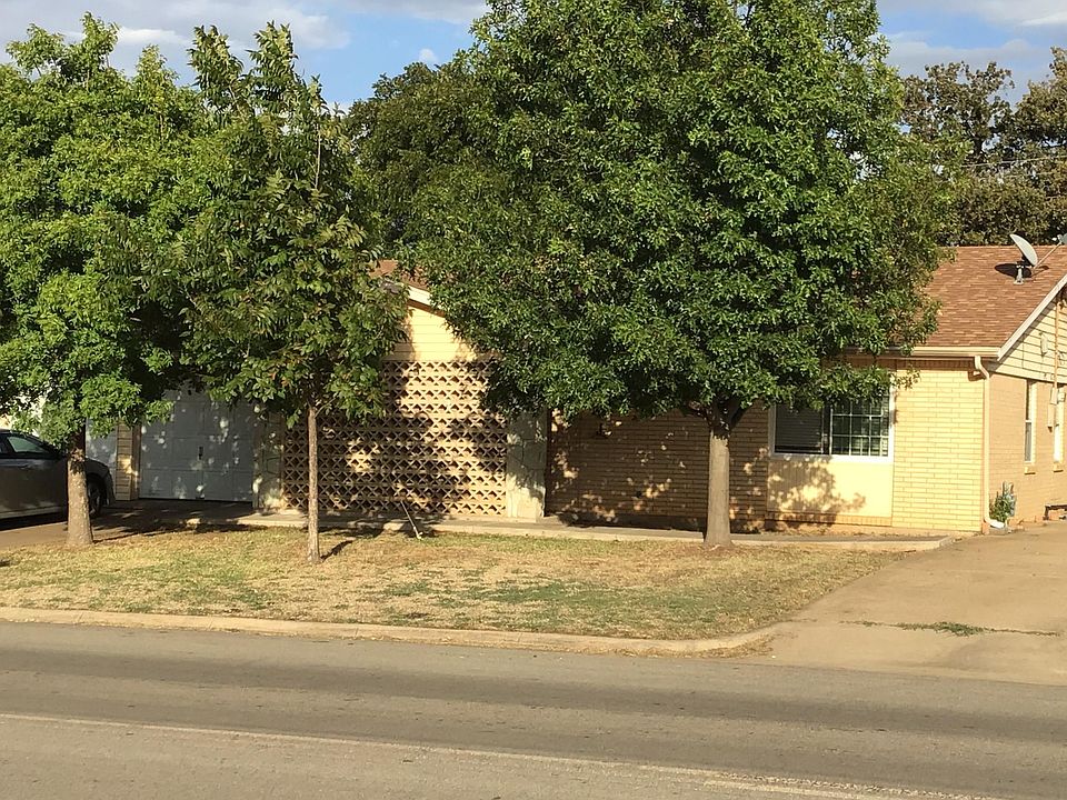 1st image of 405 Wilshire Dr