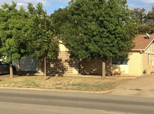405 Wilshire Dr, Euless, TX 76040