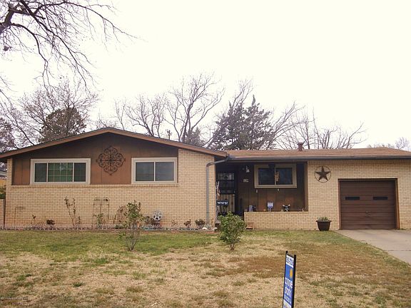2nd image of 139 N Beverly Dr