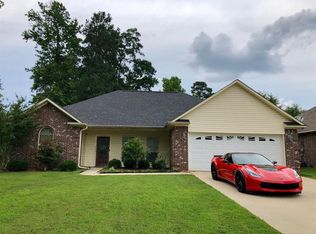 3436 Garrett Ln, Texarkana, TX 75503