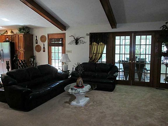 4th image of 8168 Timberwood Dr