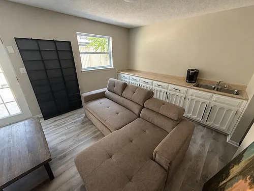 7325 Cardigan Cir Photo 1