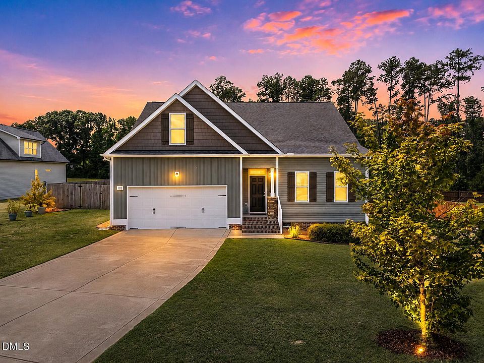 1st image of 102 Regal Pond Dr