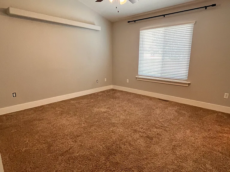 3015 Summit Ct — Photo 13