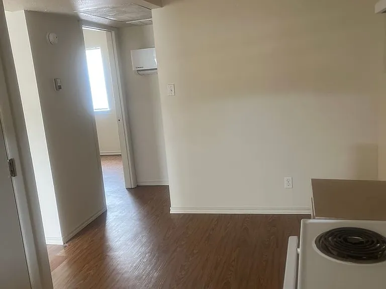 3120 Oak Ln — Photo 8