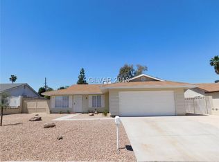 412 Greenfield Ln, Las Vegas, NV 89107
