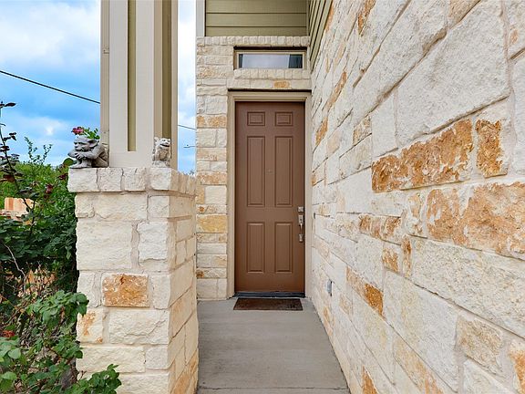 3rd image of 3022 Sea Jay Dr