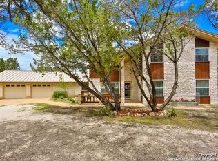 103 Oleander Rd, Comfort, TX 78013