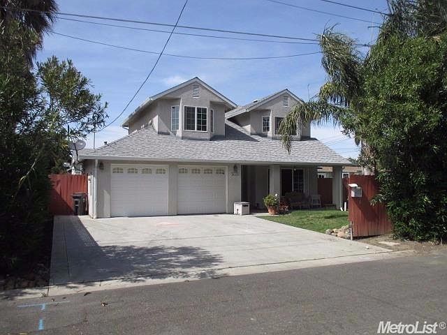 1st image of 2021 Canal Dr