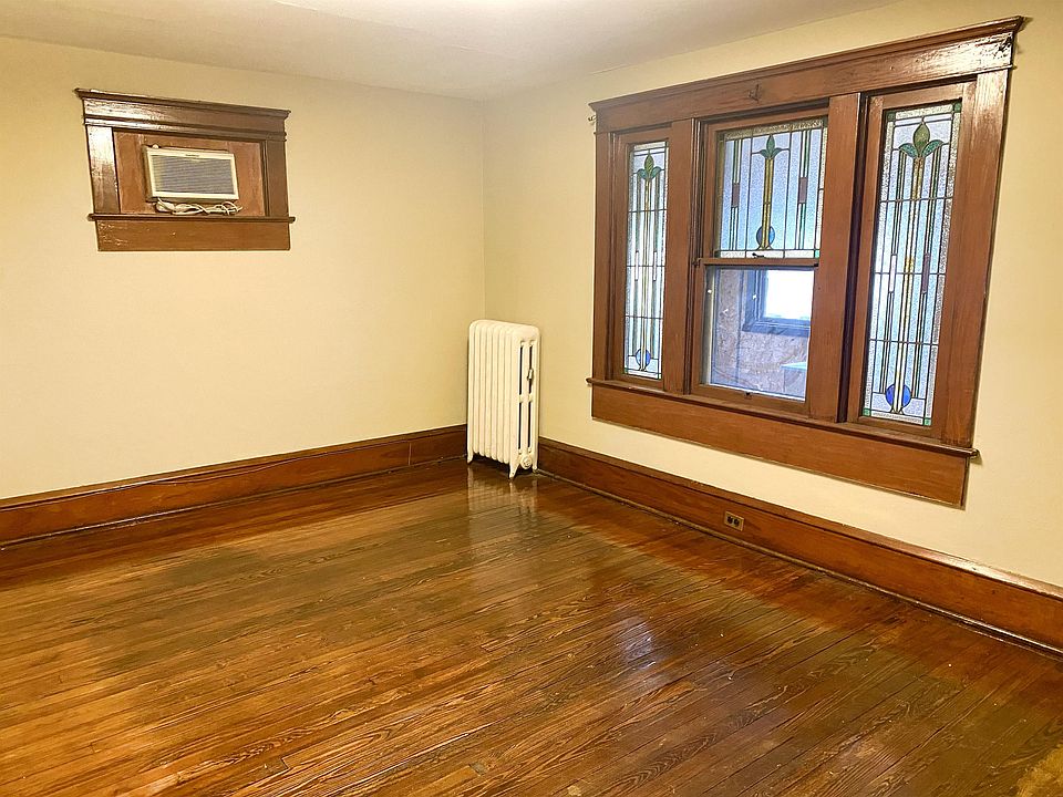 1st image of 108 Wilson St APT 5