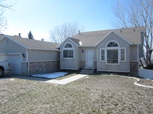 11632 S Brisbane Dr, Sandy, UT 84094