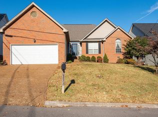 1140 Crestfield Dr, Nashville, TN 37211