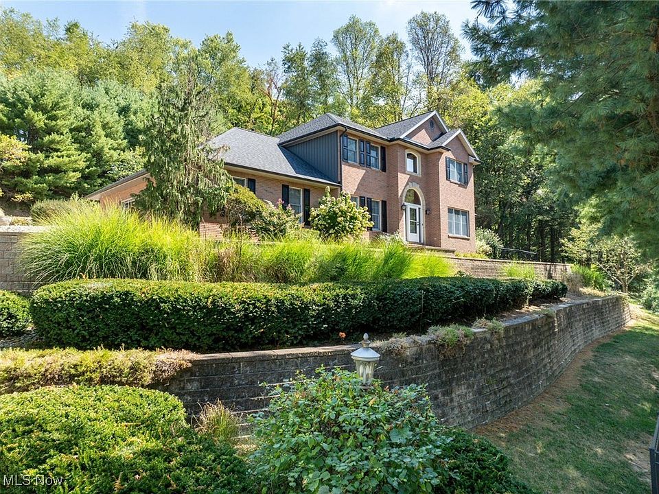 1st image of 1471 Parkdale Dr
