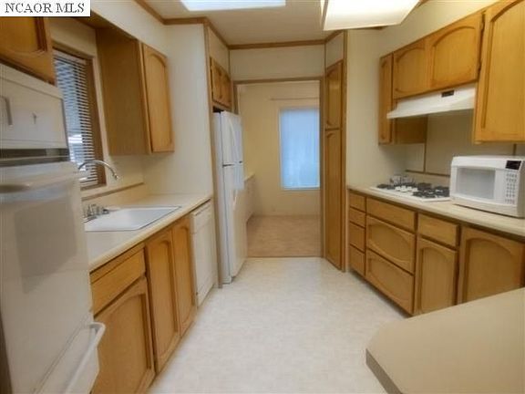 4th image of 10103 Grinding Rock Dr