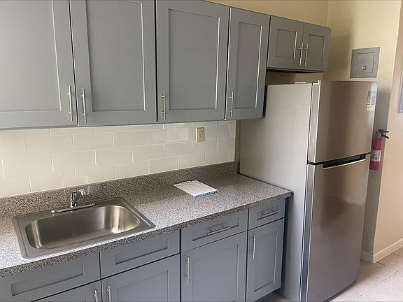 2nd image of 8806 Parsons Blvd #Vb-b09