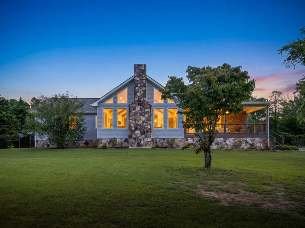205 Scenic Hwy, Rising Fawn, GA 30738