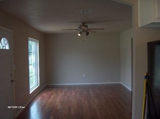 2117 W Broadway Ave, Enid, OK 73703