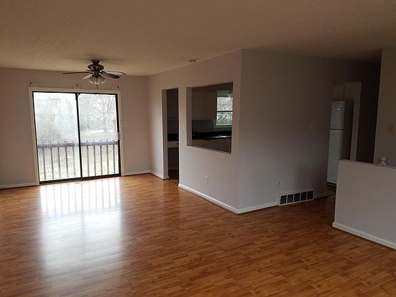 2nd image of 653 Elk Lake Dr