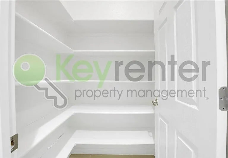 9673 Philta Way — Photo 22