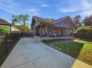 1328 Elmwood Ave, Fort Worth, TX 76104