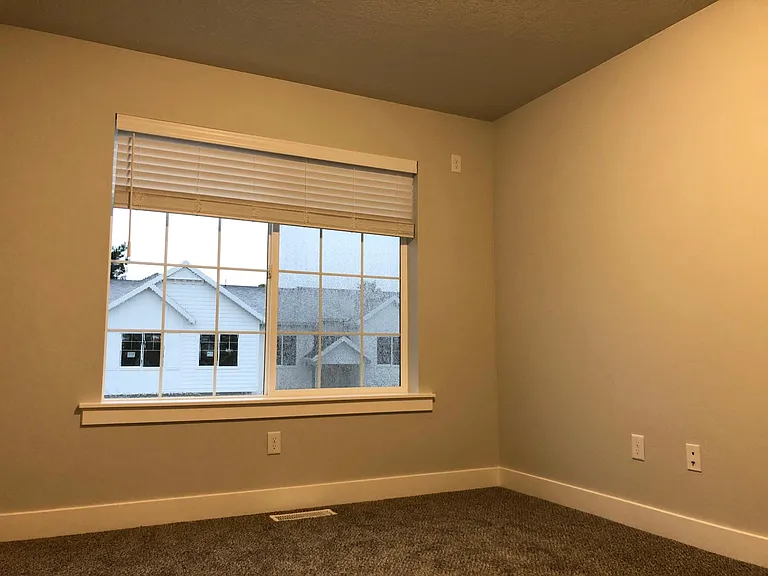 2783 W Sparkford Dr — Photo 12