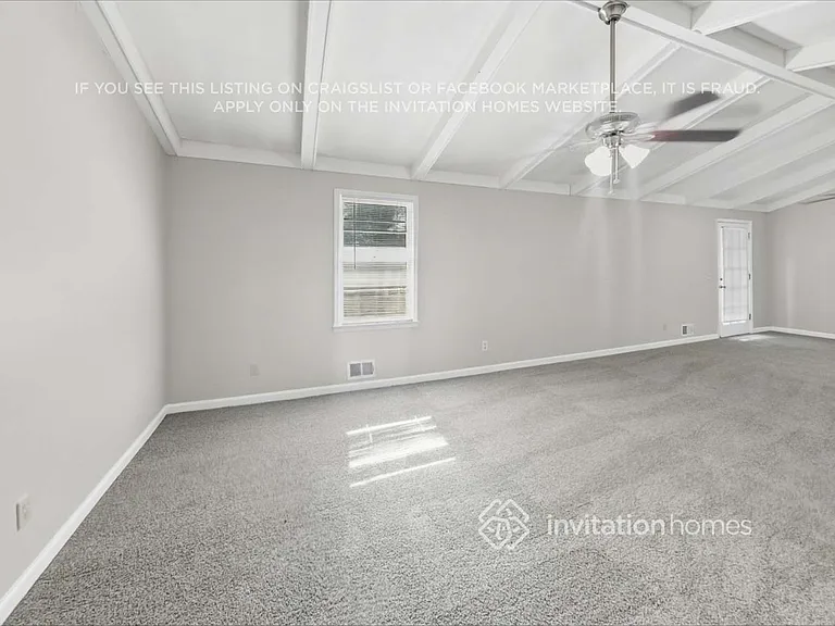 624 Princess Cir — Photo 18